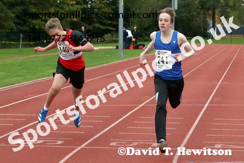 200 metres, NECAA Open Meeting, Morpeth, Sunday, October 18th. David T. Hewitson/Sports for All Pics